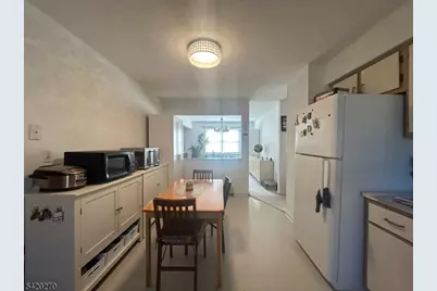 525 Stuyvesant Ave #2, Lyndhurst Township, NJ 07071 - Photo 28