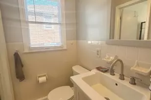 525 Stuyvesant Ave, Lyndhurst Township, NJ 07071 - Photo 16