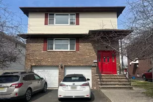 525 Stuyvesant Ave, Lyndhurst Township, NJ 07071 - Photo 2