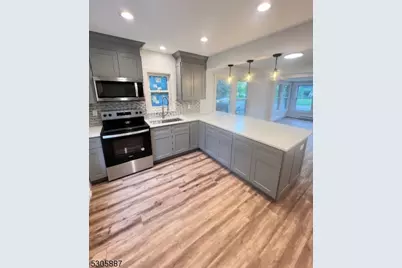 54 Vernon Ave #A, Hamburg, NJ 07419 - Photo 1