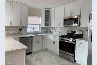 257 Dukes St, Kearny, NJ 07032 - Photo 4