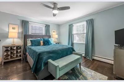 18 Barker Ave, Hawthorne, NJ 07506 - Photo 8