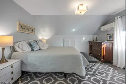 18 Barker Ave, Hawthorne, NJ 07506 - Photo 12