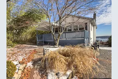 207 Dupont Ave, Hopatcong, NJ 07843 - Photo 1