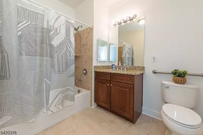 5211 Veterans Dr, Rockaway Township, NJ 07866 - Photo 8