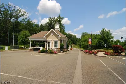 5211 Veterans Dr, Rockaway Township, NJ 07866 - Photo 24