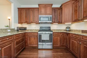 5211 Veterans Dr, Rockaway Township, NJ 07866 - Photo 4