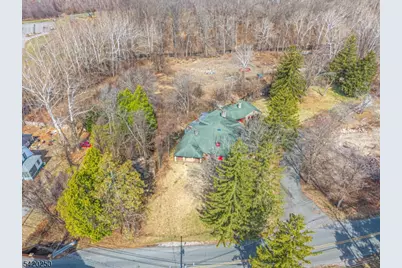 30 Gingerbread Castle Rd, Hamburg, NJ 07419 - Photo 6