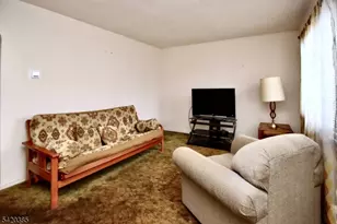 39-23 Van Duren Ave, Fair Lawn, NJ 07410 - Photo 2