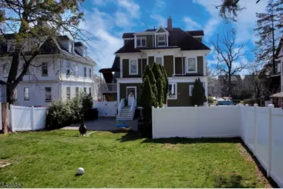 100 Elm St #1, Montclair, NJ 07042 - Photo 38