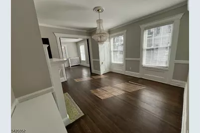 100 Elm St #1, Montclair, NJ 07042 - Photo 4