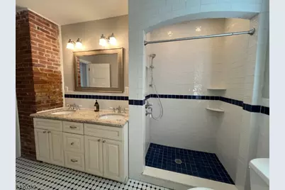 100 Elm St #1, Montclair, NJ 07042 - Photo 20