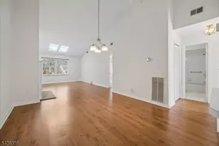 20 Alexandria Way, Bernards Township, NJ 07920 - Photo 4