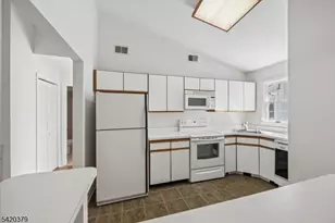 20 Alexandria Way, Bernards Township, NJ 07920 - Photo 10