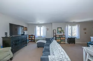 51 Sunrise Dr, Hanover Township, NJ 07981 - Photo 6