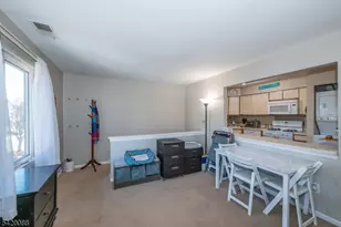 51 Sunrise Dr, Hanover Township, NJ 07981 - Photo 2