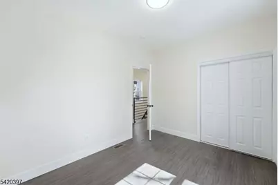 392 S 19th St, Newark, NJ 07103 - Photo 10