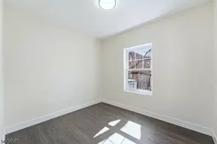 392 S 19th St, Newark, NJ 07103 - Photo 14