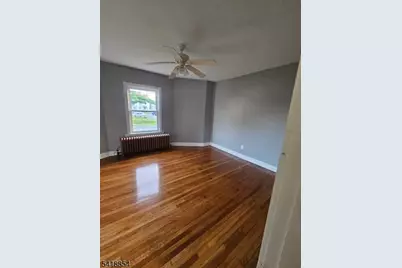 1224 E 2nd St, Plainfield, NJ 07062 - Photo 8