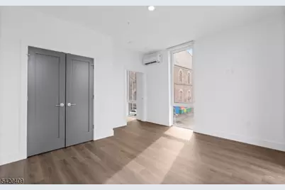 21 Lincoln Park #100, Newark, NJ 07102 - Photo 14