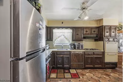 310 Cristiani St, Roselle, NJ 07203 - Photo 20