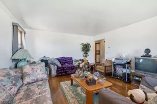310 Cristiani St, Roselle, NJ 07203 - Photo 18
