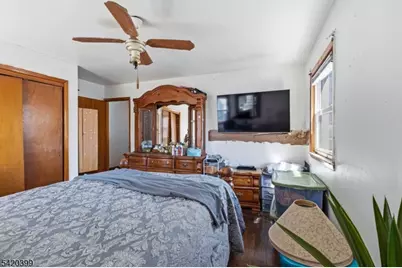 310 Cristiani St, Roselle, NJ 07203 - Photo 14