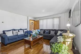 310 Cristiani St, Roselle, NJ 07203 - Photo 4