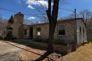 356 North Rd, Chester, NJ 07930 - Photo 1