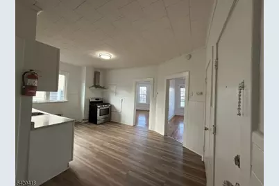 234 Christine St #2F, Elizabeth, NJ 07202 - Photo 8