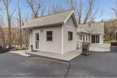 122 Washington Ave, High Bridge, NJ 08829 - Photo 4