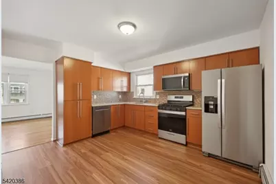 33 N Willow St #2, Montclair, NJ 07042 - Photo 4