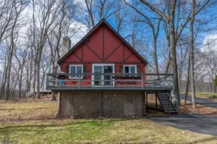 31 Plum Tree Rd, Vernon, NJ 07462 - Photo 1