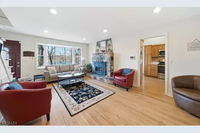 51 Lakeside Dr, Vernon, NJ 07422 - Photo 12