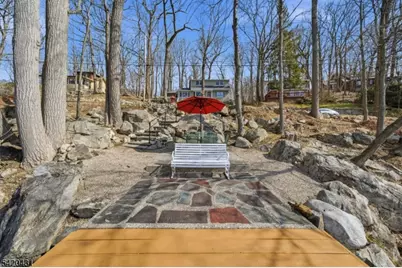 51 Lakeside Dr, Vernon, NJ 07422 - Photo 38