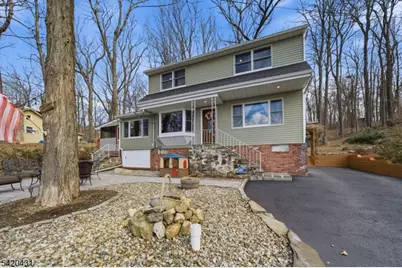 51 Lakeside Dr, Vernon, NJ 07422 - Photo 4