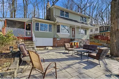 51 Lakeside Dr, Vernon, NJ 07422 - Photo 6