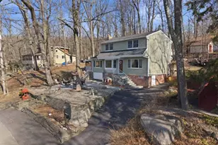 51 Lakeside Dr, Vernon, NJ 07422 - Photo 8