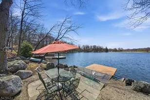 51 Lakeside Dr, Vernon, NJ 07422 - Photo 4