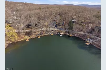 51 Lakeside Dr, Vernon, NJ 07422 - Photo 40