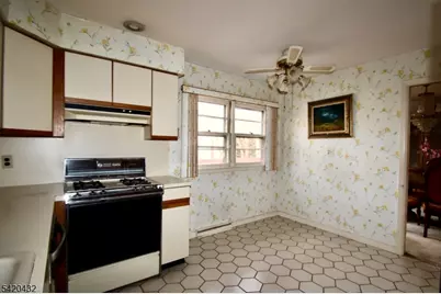 5-22 Dorothy St, Fair Lawn, NJ 07410 - Photo 6