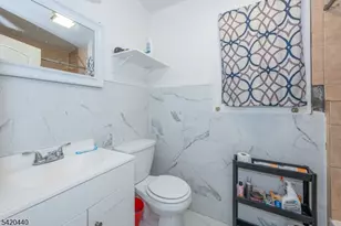 28 Highland St, Paterson, NJ 07524 - Photo 26