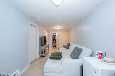 28 Highland St, Paterson, NJ 07524 - Photo 32