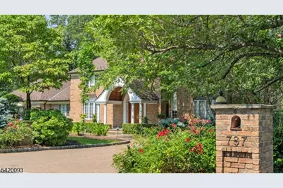 787 Peach Tree Ln, Franklin Lakes, NJ 07417 - Photo 1