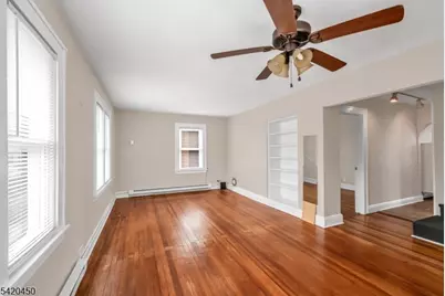 36 Cortland Pl #B, Tenafly, NJ 07670 - Photo 4