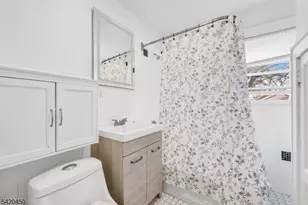 36 Cortland Pl, Tenafly, NJ 07670 - Photo 10