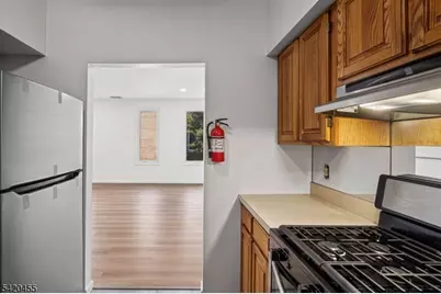 52 C E Black Well St, Dover, NJ 07801 - Photo 10