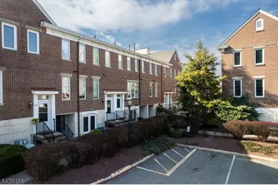 52 C E Black Well St, Dover, NJ 07801 - Photo 4