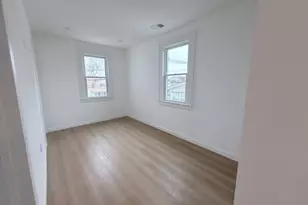 662 Self Master Pkwy, Union Township, NJ 07083 - Photo 6