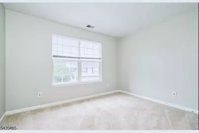 12 Oak Point Dr, Hamburg, NJ 07419 - Photo 14